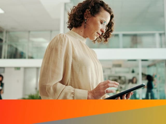 Solution-Page-Hero-HR-Software-3